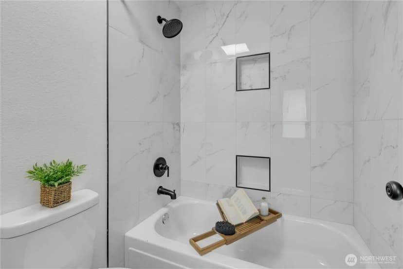 Property photo for 22240 24th Avenue S #e38, Des Moines photo 21