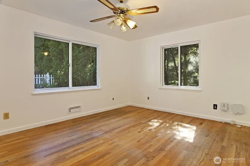 Property photo for 17552 Ballinger Way Ne, Lake Forest Park photo 14