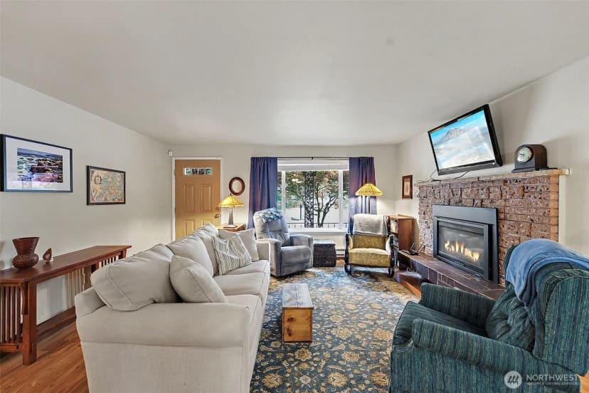 Property photo for 2016 Sycamore Street Se, Lacey photo 8