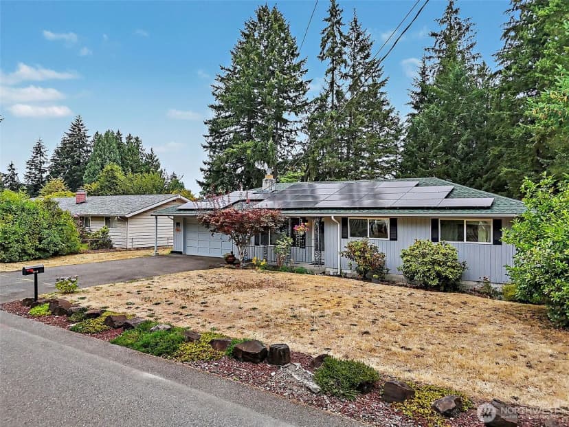 Property photo for 2016 Sycamore Street Se, Lacey photo 3