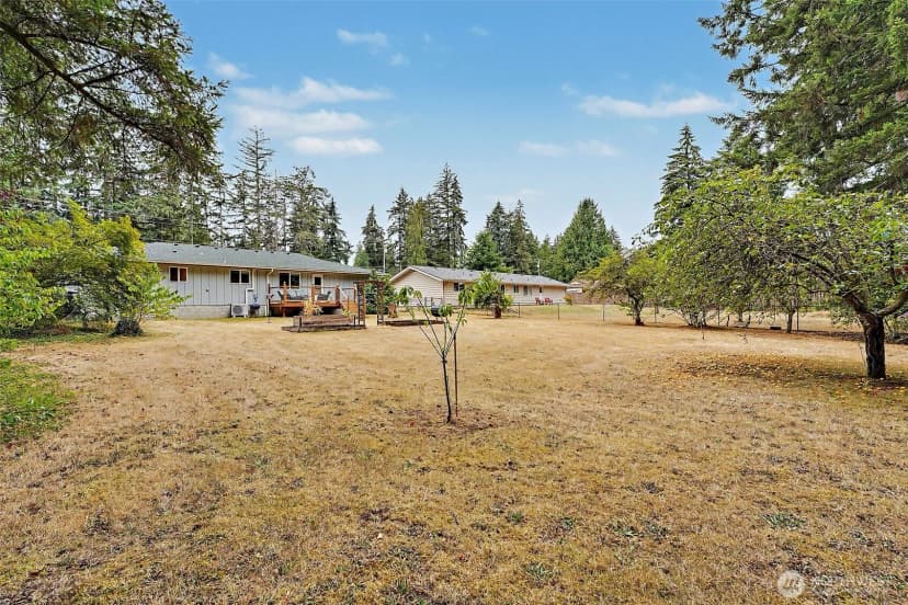 Property photo for 2016 Sycamore Street Se, Lacey photo 28