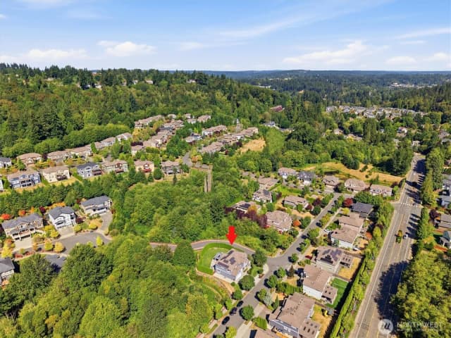 Property photo for 14813 99th Place Ne, Bothell photo 3