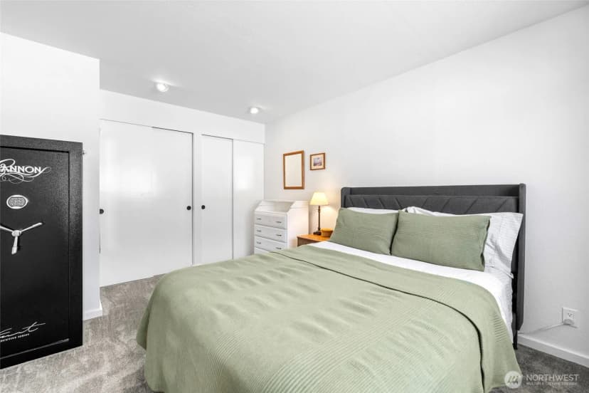 Property photo for 903 27th Street #2, Anacortes photo 14