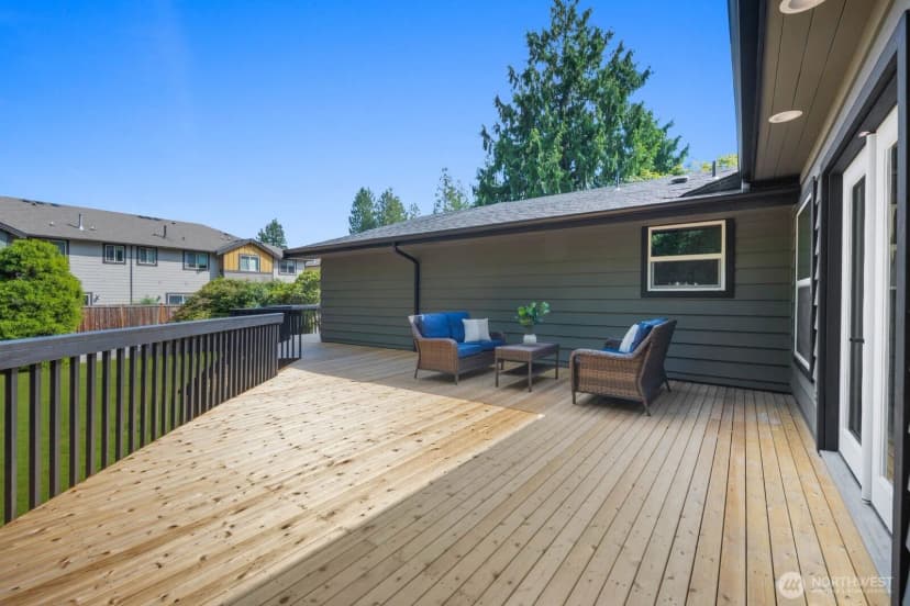 Property photo for 16515 1st Ave Se, Bothell photo 37