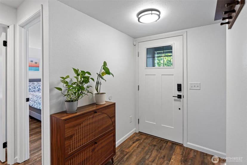 Property photo for 8509 Onyx Drive Sw, Lakewood photo 12