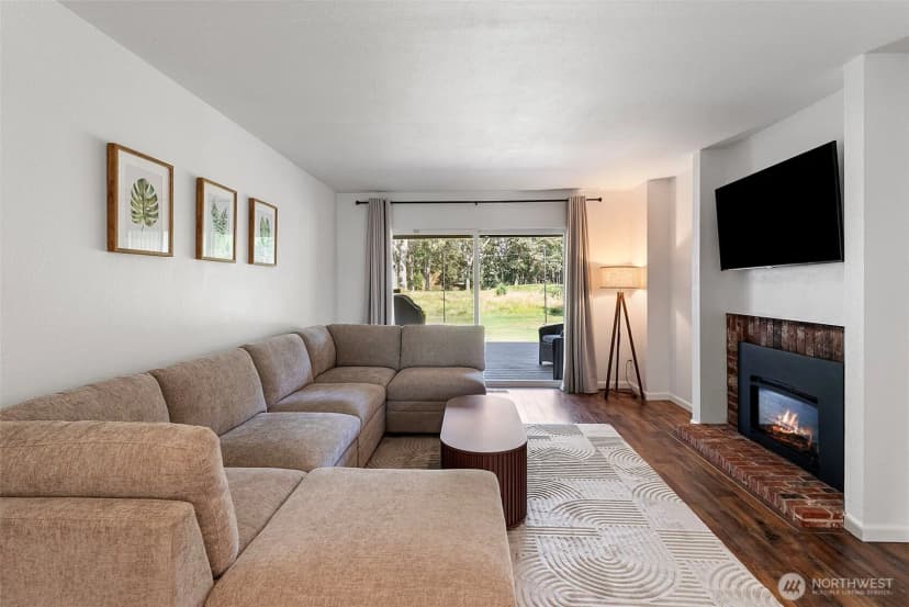 Property photo for 8509 Onyx Drive Sw, Lakewood photo 6