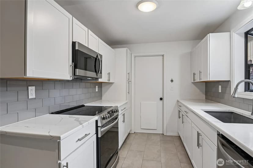 Property photo for 157 Sw 313th Street, Federal Way photo 10