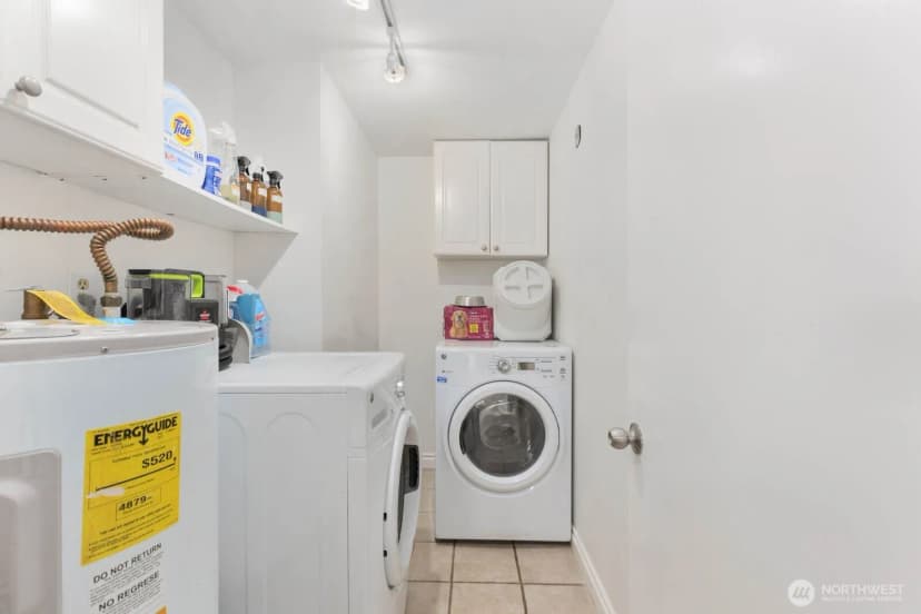 Property photo for 606 Crest Avenue, Kent photo 32