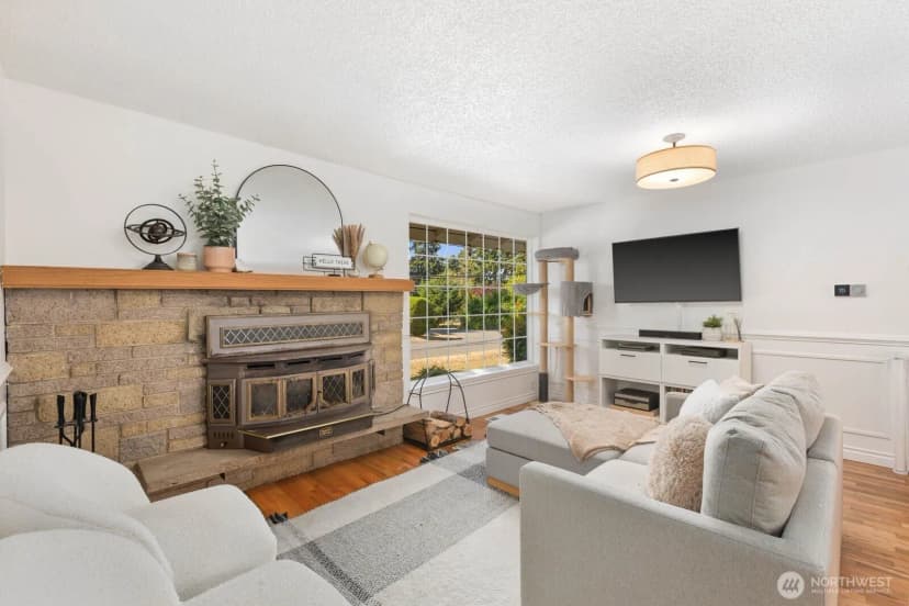 Property photo for 606 Crest Avenue, Kent photo 9