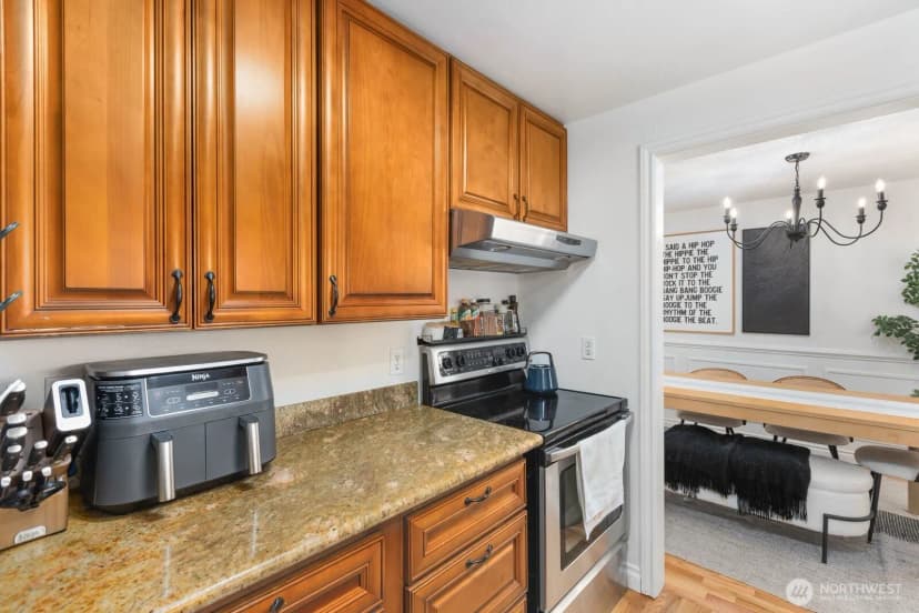Property photo for 606 Crest Avenue, Kent photo 14