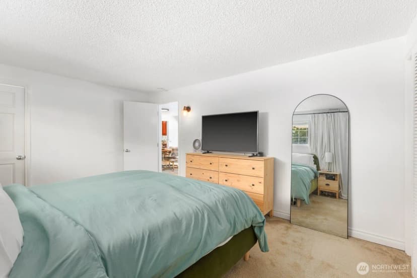 Property photo for 606 Crest Avenue, Kent photo 22