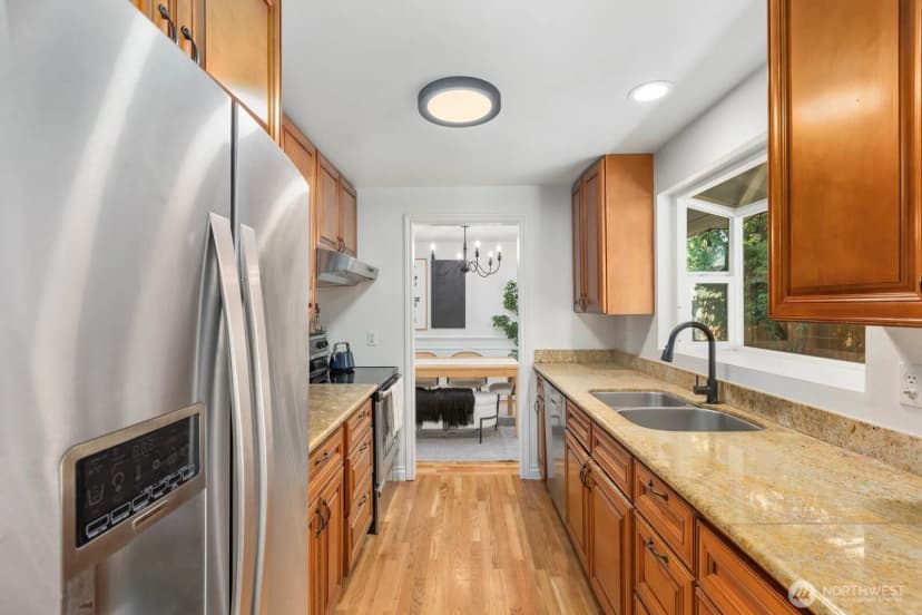 Property photo for 606 Crest Avenue, Kent photo 13