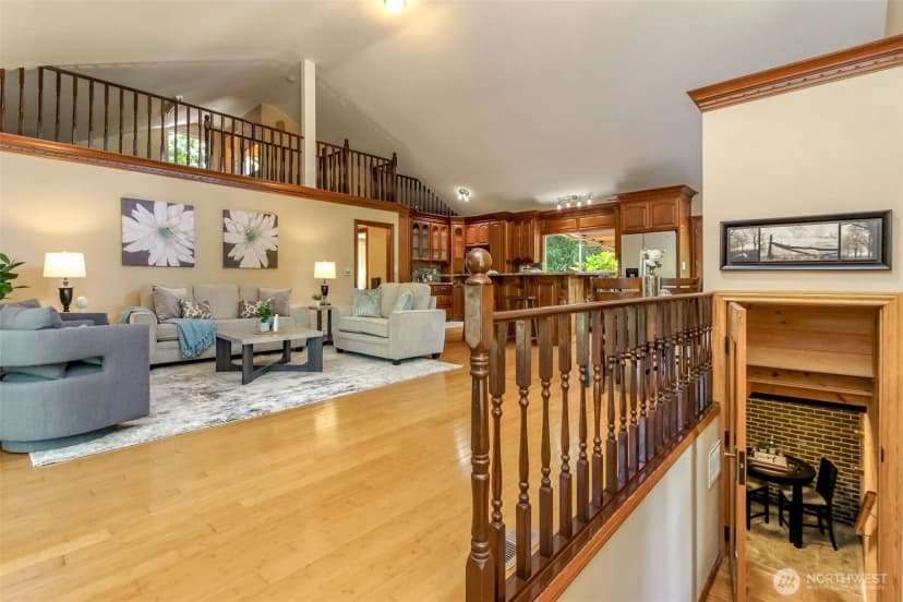 Property photo for 30455 Kent Black Diamond Road, Kent photo 11