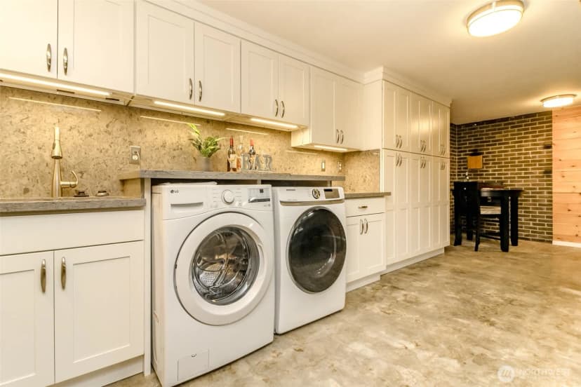 Property photo for 30455 Kent Black Diamond Road, Kent photo 22