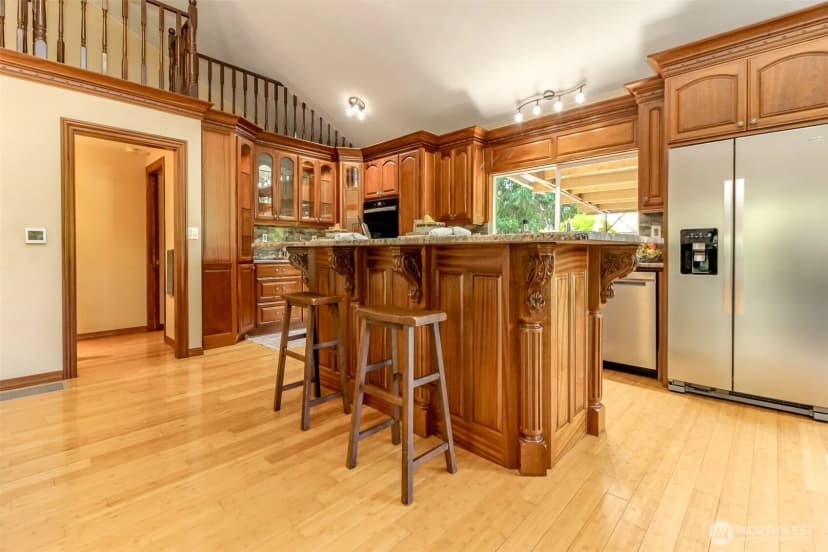 Property photo for 30455 Kent Black Diamond Road, Kent photo 5