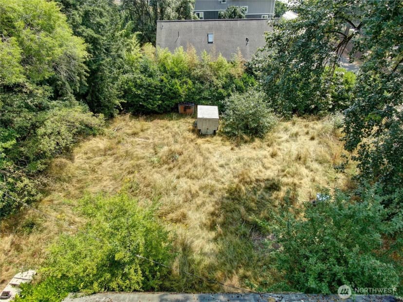 Property photo for 701 Sw Sunset Blvd, Renton photo 4