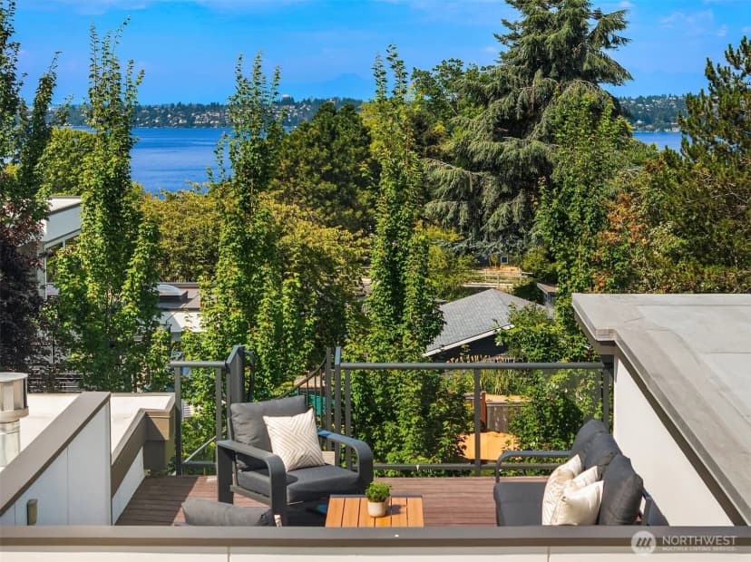 Property photo for 6515 106th Avenue Ne, Kirkland photo 18