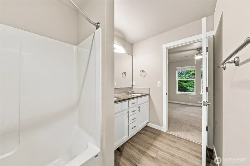Property photo for 5385 34th Street E, Fife photo 4