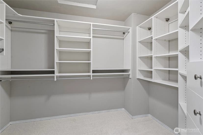 Property photo for 1132 Villanova Street Ne, Olympia photo 15
