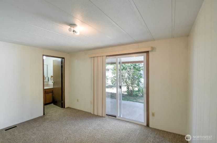 Property photo for 1841 Trosper Road Sw #2, Tumwater photo 11