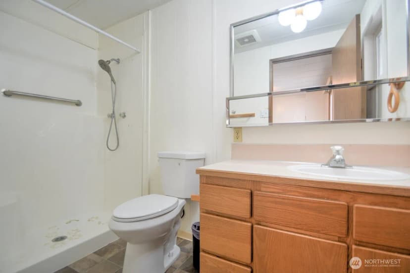 Property photo for 1841 Trosper Road Sw #2, Tumwater photo 14