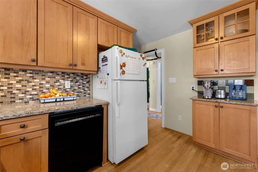 Property photo for 761 S 25th Place, Ridgefield photo 7