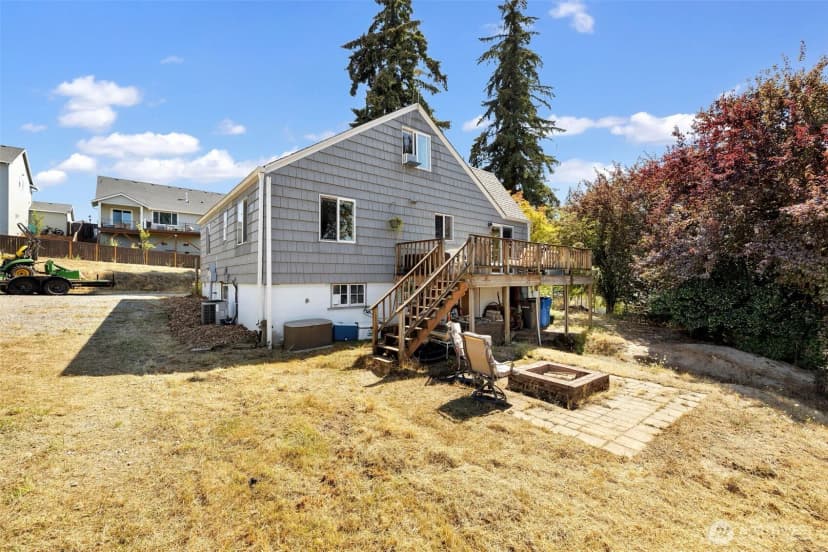 Property photo for 761 S 25th Place, Ridgefield photo 21