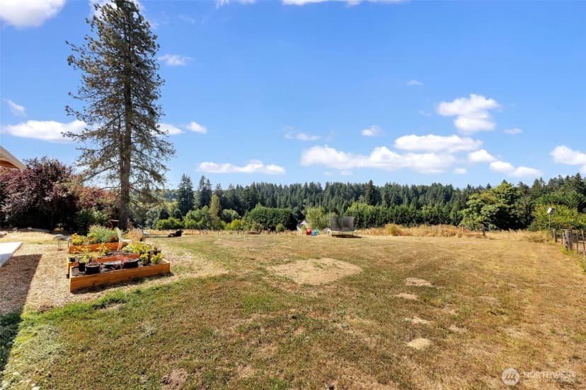 Property photo for 761 S 25th Place, Ridgefield photo 35