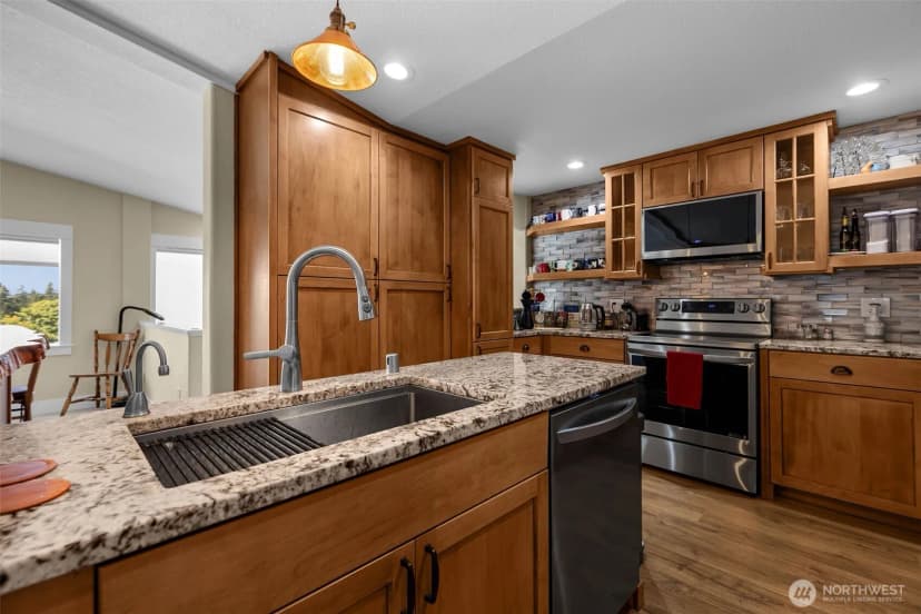 Property photo for 761 S 25th Place, Ridgefield photo 27
