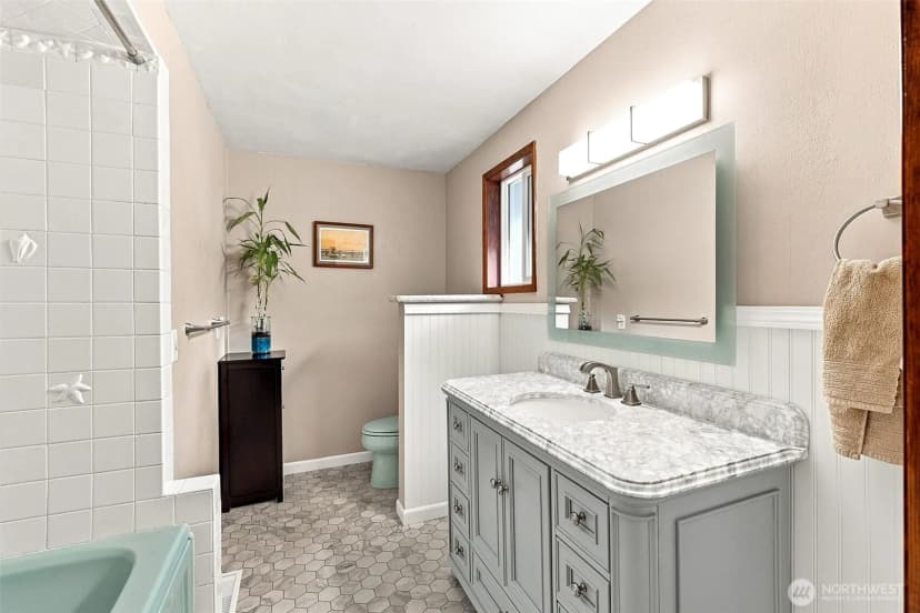 Property photo for 5508 South Bay Terrace Drive Ne, Olympia photo 15