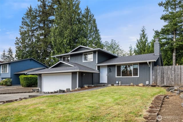 Property photo for 11422 31st Avenue Se, Everett