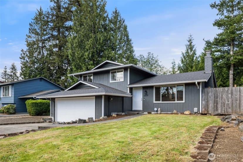 Property photo for 11422 31st Avenue Se, Everett