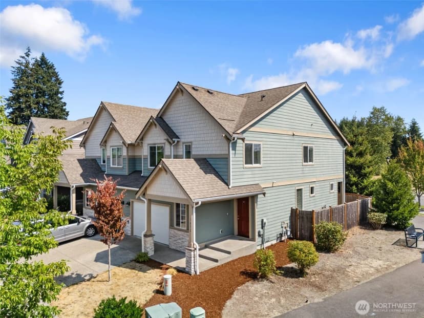 Property photo for 5032 Evie Street Se, Lacey photo 2