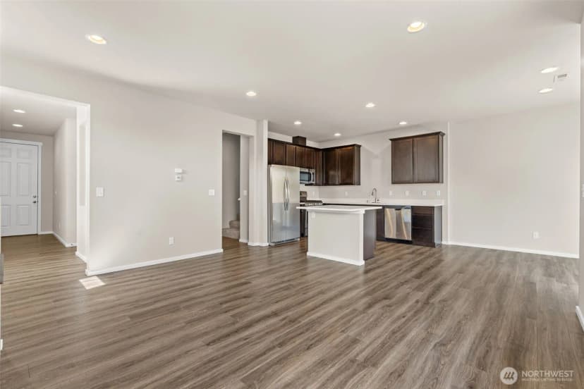 Property photo for 5032 Evie Street Se, Lacey photo 10