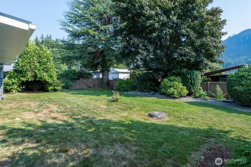 Property photo for 102 E Adams Avenue, Morton photo 37