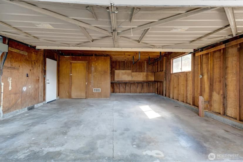 Property photo for 102 E Adams Avenue, Morton photo 32