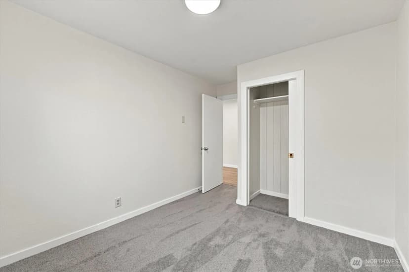 Property photo for 102 E Adams Avenue, Morton photo 24