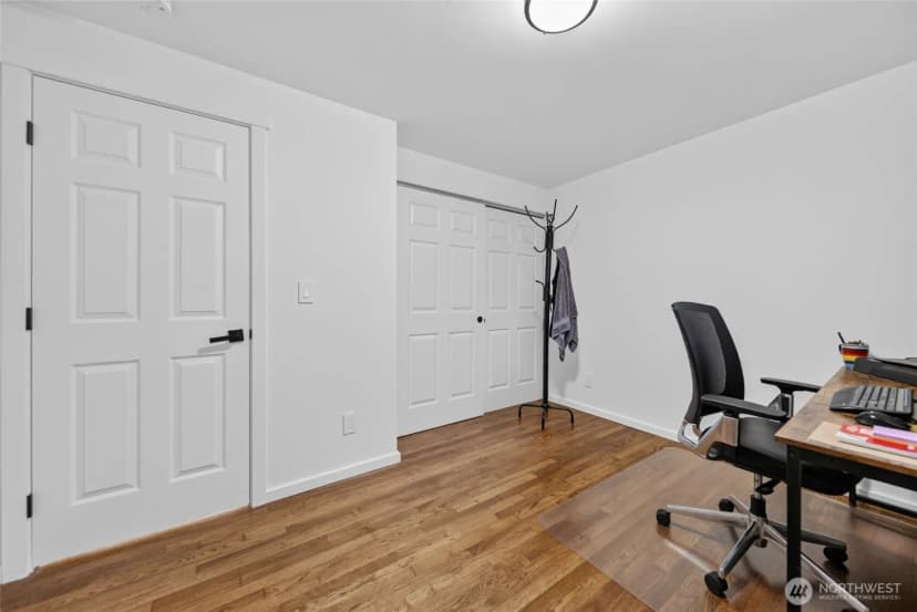 Property photo for 233 S 301st Street, Federal Way photo 25