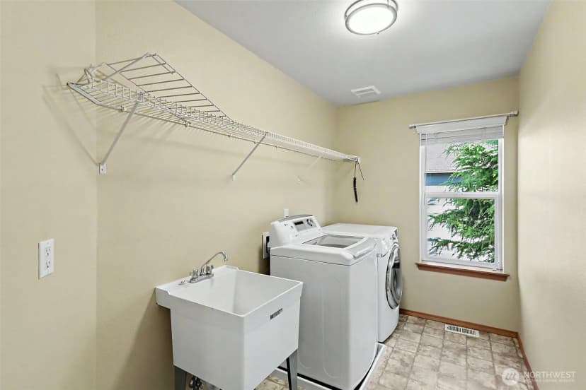 Property photo for 9207 226th Avenue E, Buckley photo 21