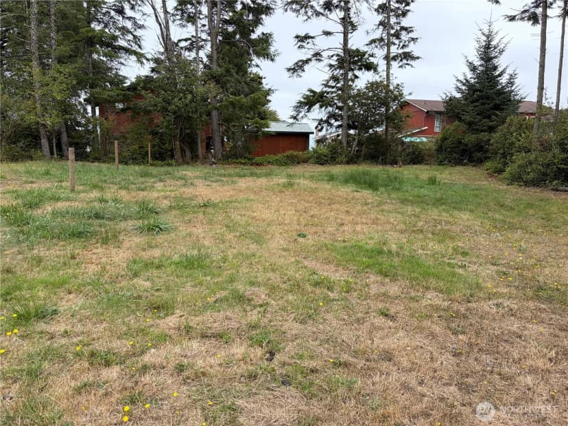 Property photo for 512 Duck Lake Drive Se, Ocean Shores
