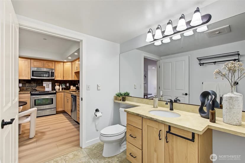 Property photo for 4116 California Ave Sw #308, Seattle photo 15