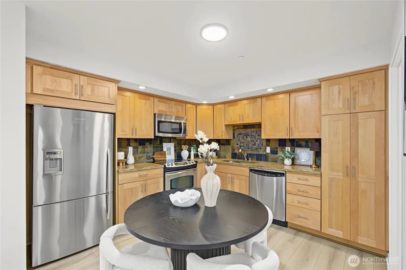 Property photo for 4116 California Ave Sw #308, Seattle photo 8
