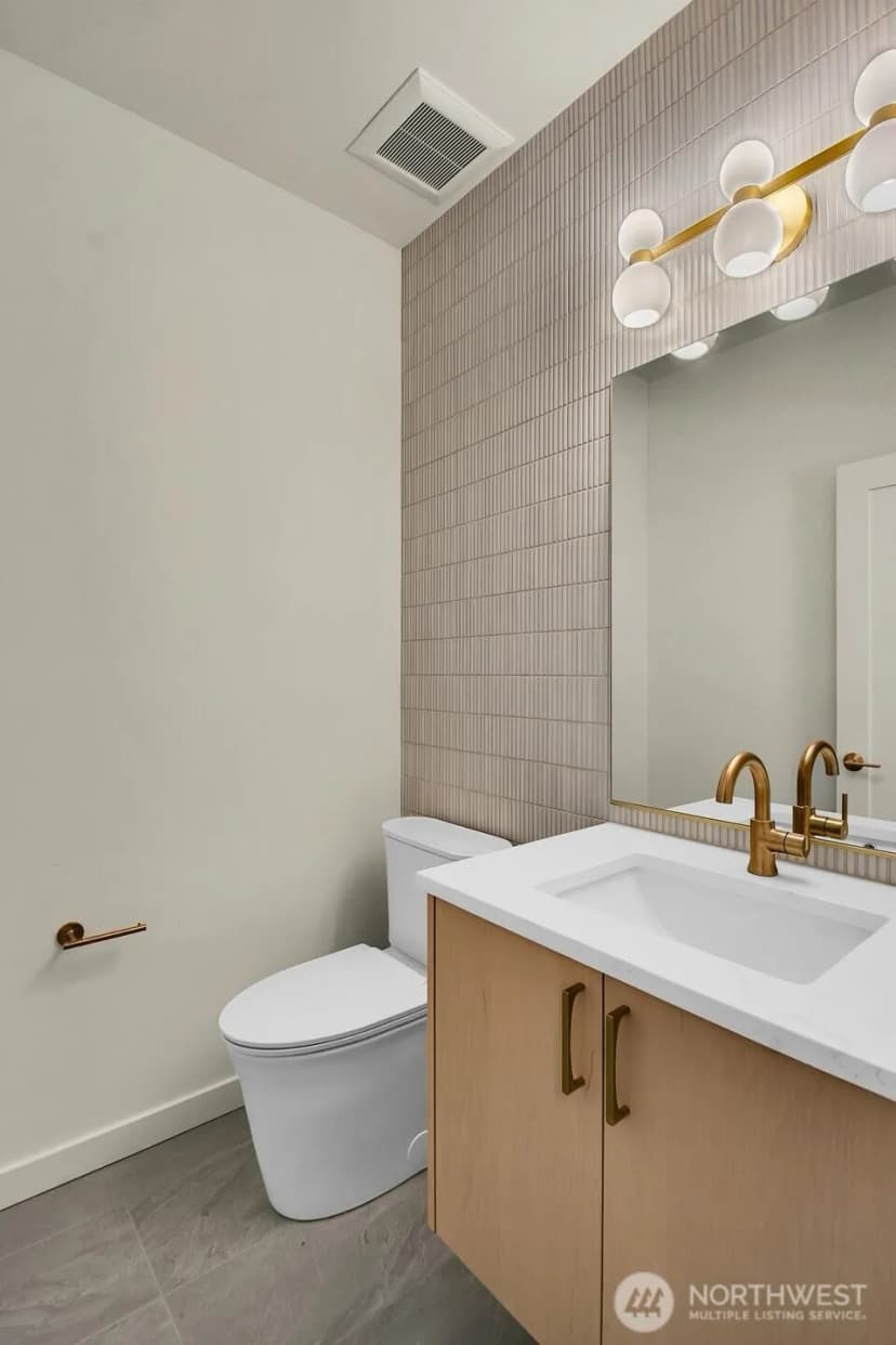 Property photo for 2606 Nw 62nd Street, Seattle photo 11