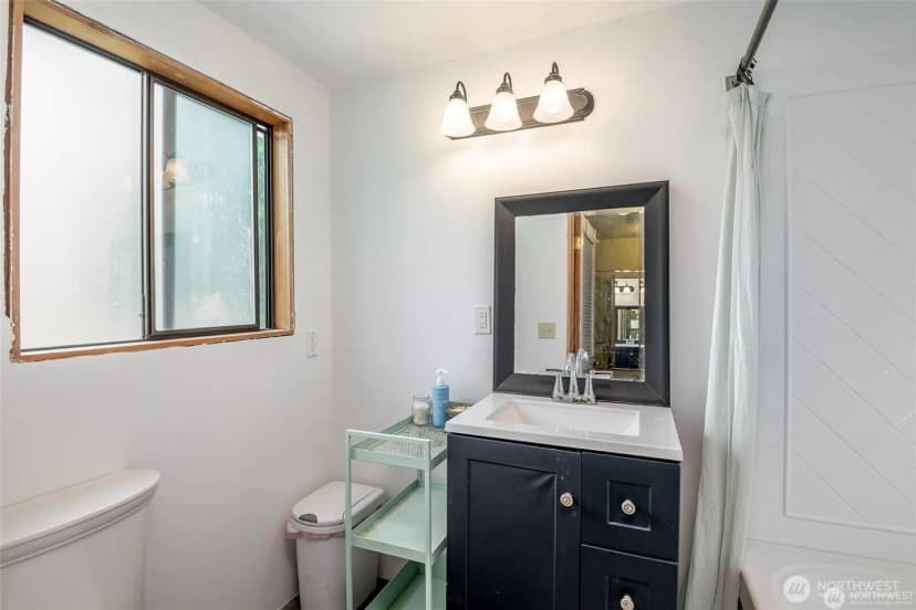 Property photo for 406 E Madrona Drive, Lakebay photo 19