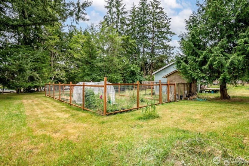Property photo for 406 E Madrona Drive, Lakebay photo 25