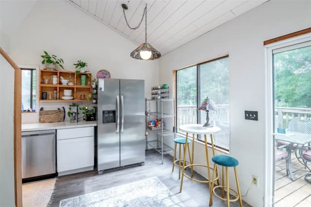Property photo for 406 E Madrona Drive, Lakebay photo 3