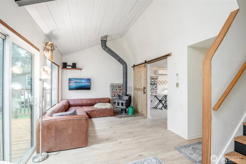 Property photo for 406 E Madrona Drive, Lakebay photo 7