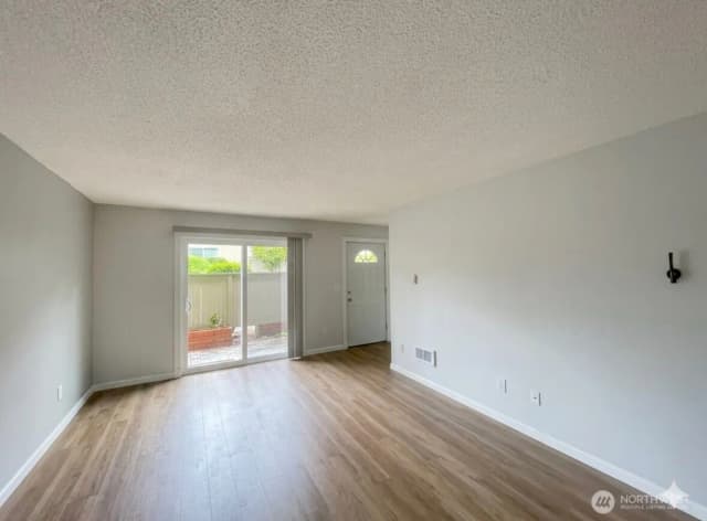 Property photo for 6006 N 15th #c104, Tacoma photo 5