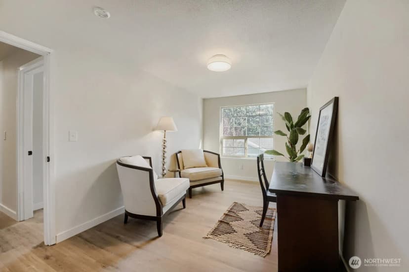 Property photo for 8626 Onyx Drive Sw #d, Lakewood photo 9