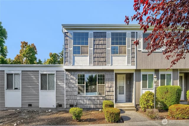 Property photo for 8626 Onyx Drive Sw #d, Lakewood